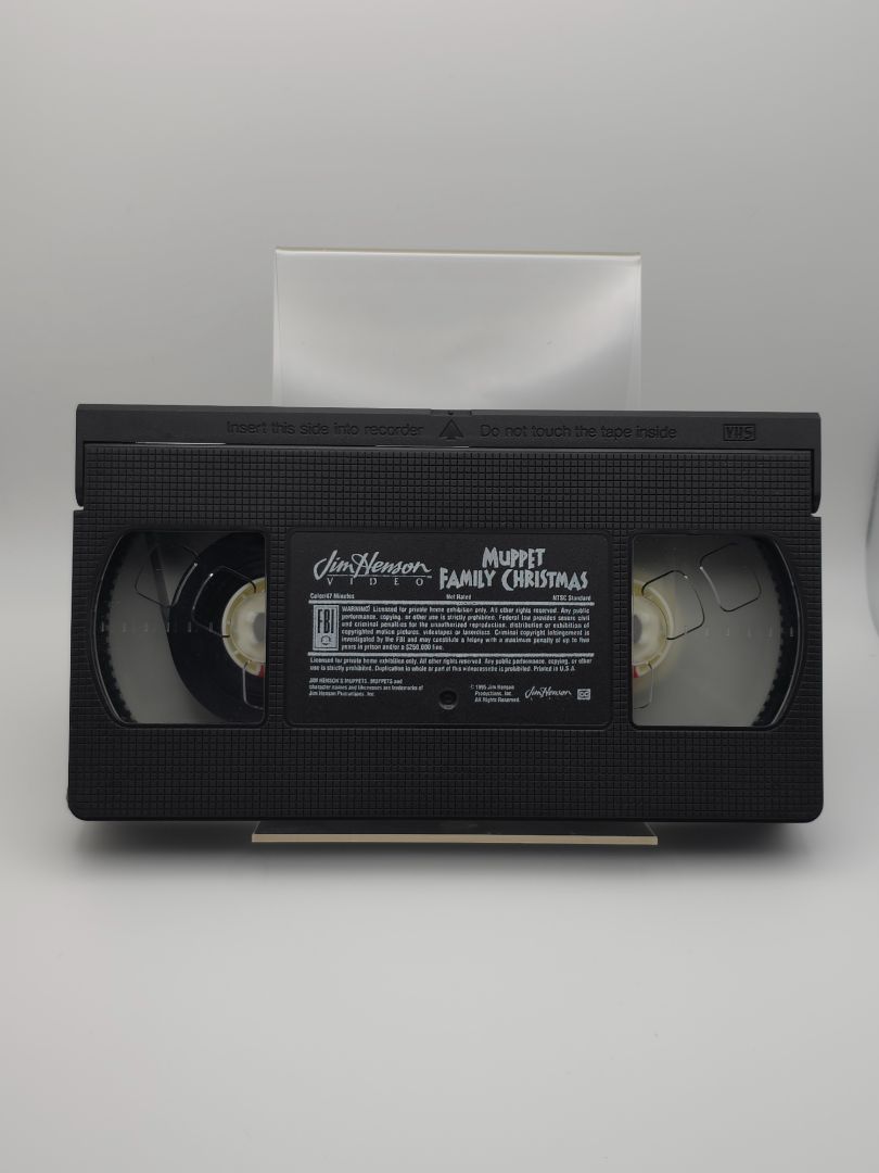 Muppets Family Christmas VHS