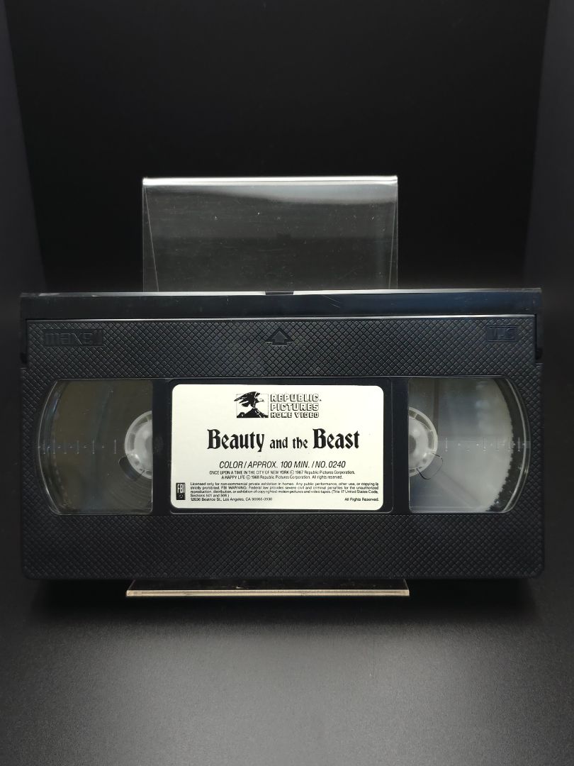 Beauty and the Beast (Linda Hamilton/Ron Pearlman)