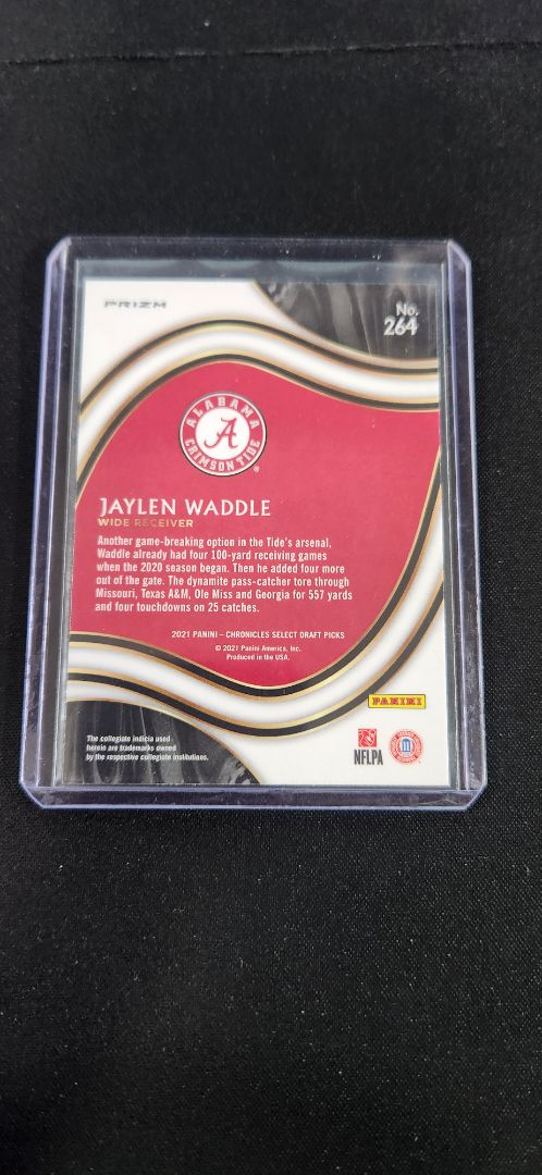 2021 Chronicles D.P. Jaylen Waddle RC