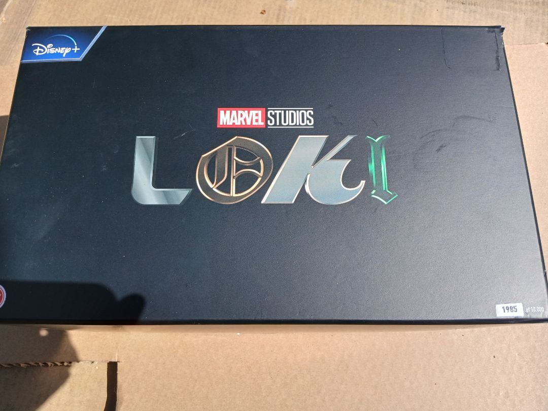 Loki Crown Set 1985/10000
