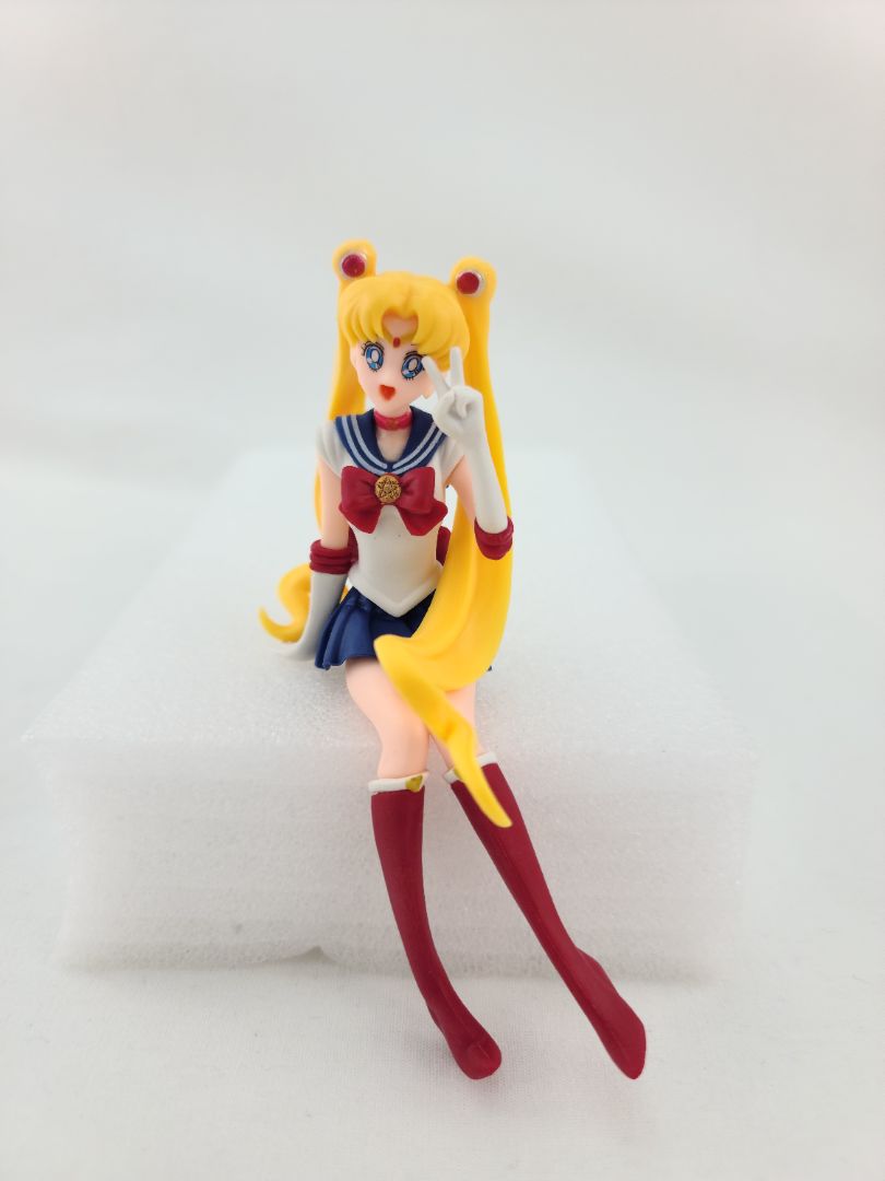 Sailor Moon Sitting