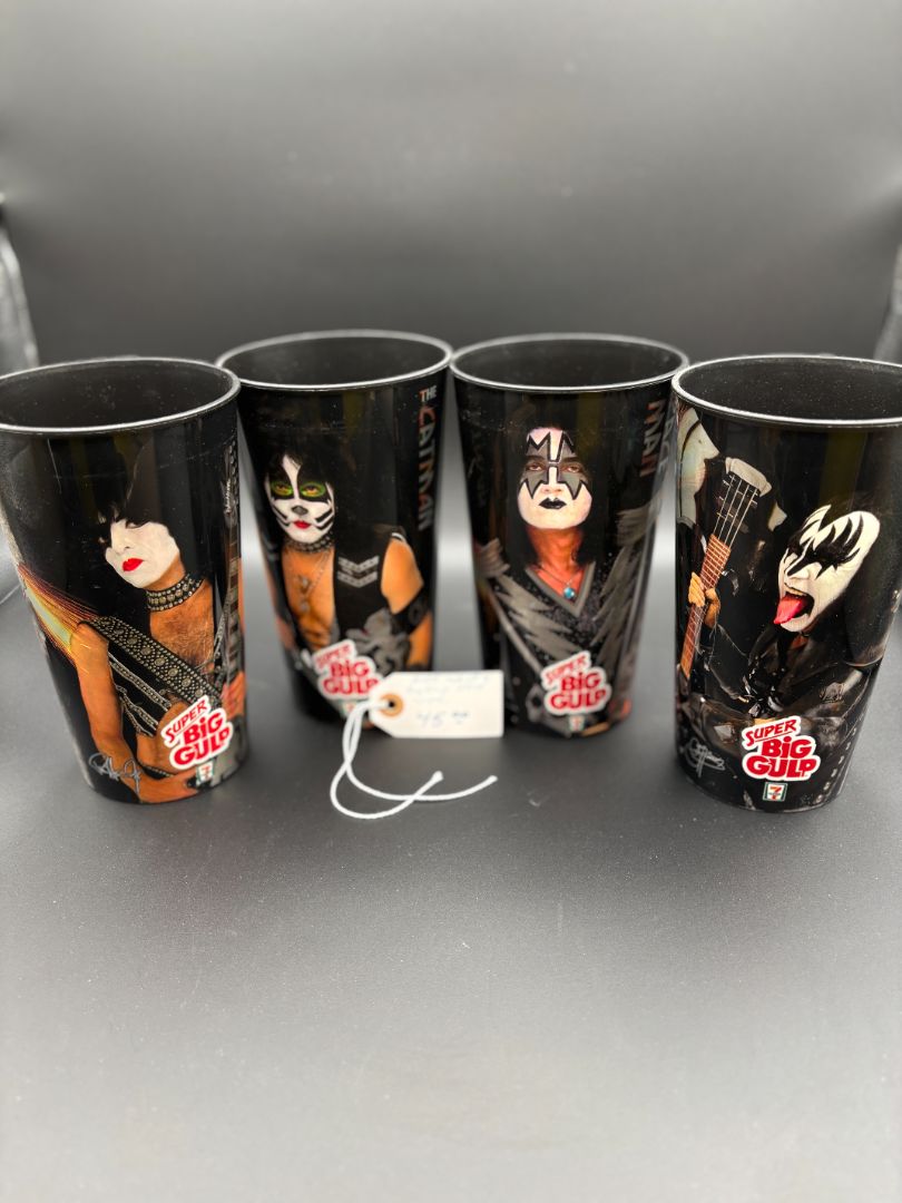 Kiss Cup Set