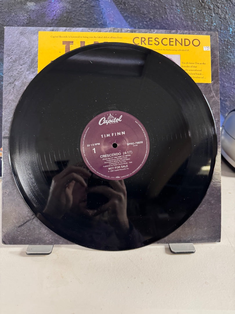 TIM FINN Crescendo