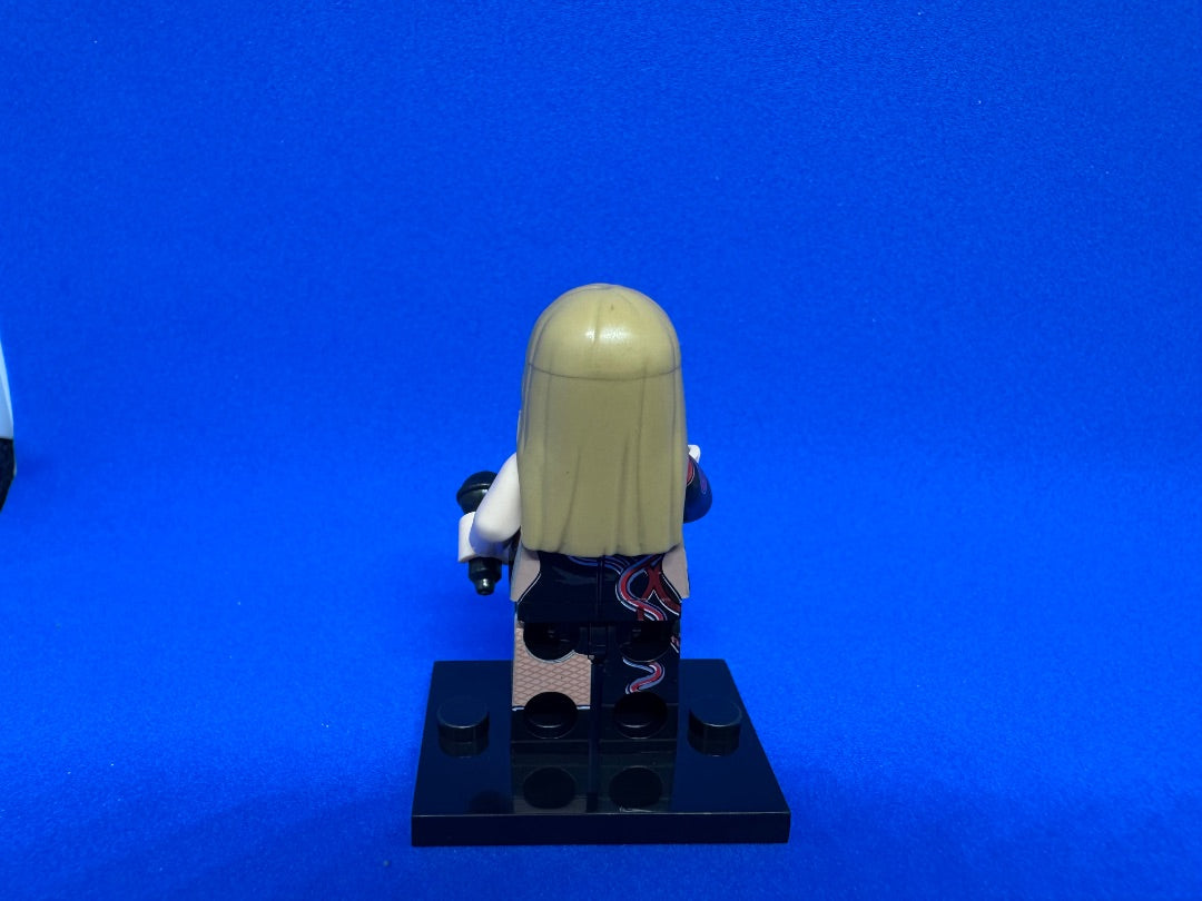 Minifigure - T. Swift (Snake)