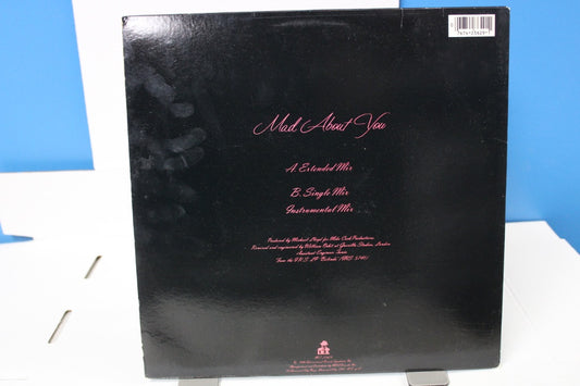 Belinda Carlale Mad About You