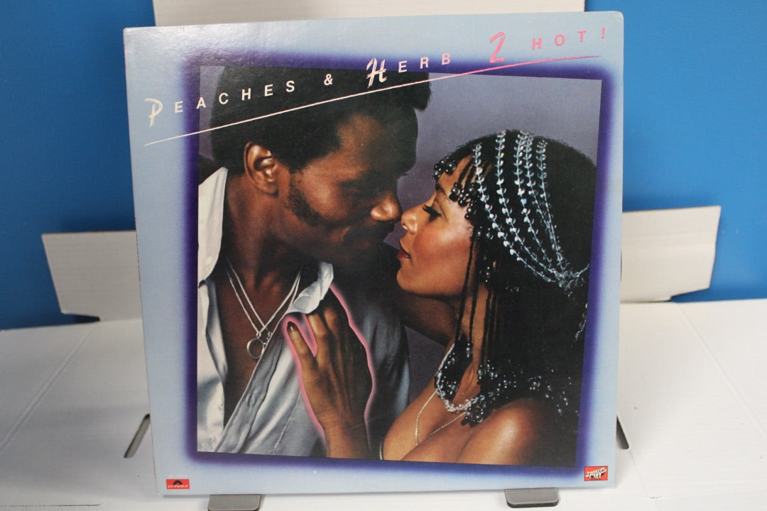 PEACHES & HERE HOT