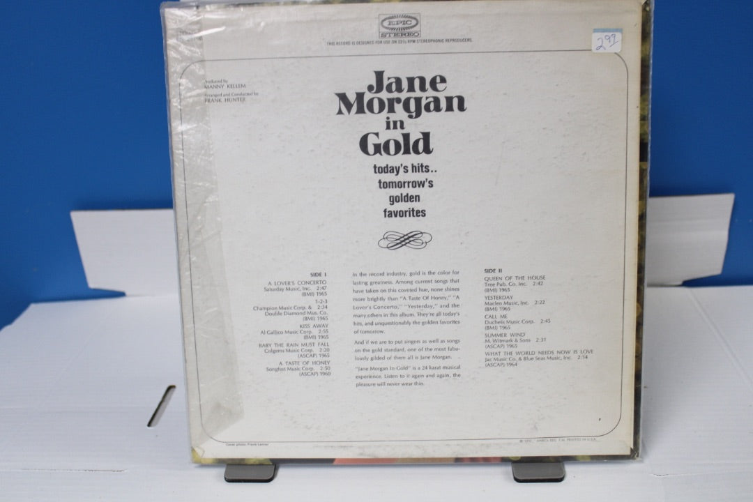 Jane Morgan in Gold