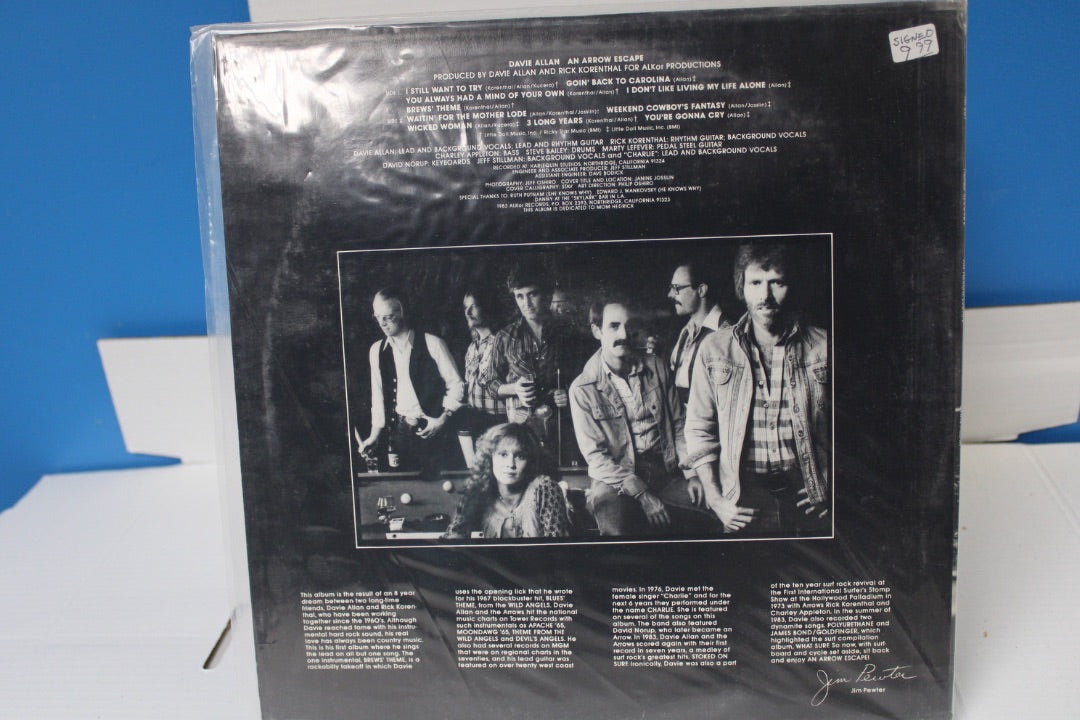 Dave Allan An Arrow Escape SIGNED