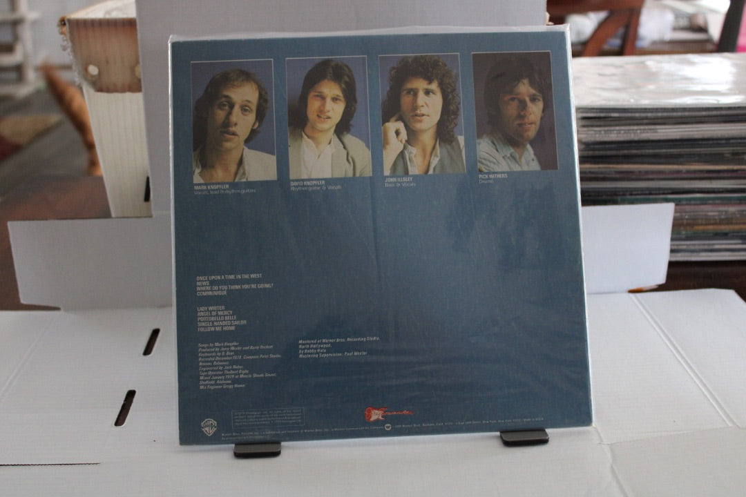 DIRE STRAITS COMMUNIQUÉ