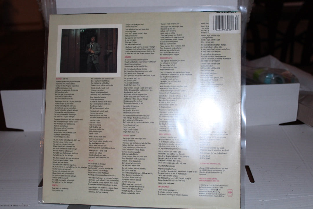 BILLY JOEL 52" STREET