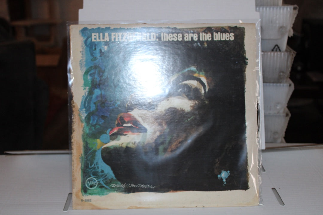 Ella Fitzgerald - These Are the Blues