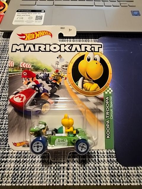 HOTWHEELS "MARIOKART" KOOPA TROOPA CIRCUIT SPECIAL