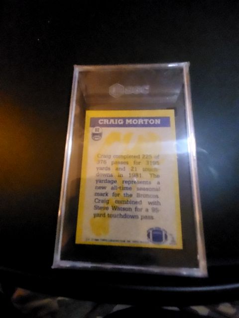 1982 Topps Craig Morton In action SGC 7.5