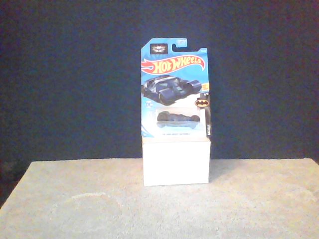 Hot Wheels Batmobile basic The Dark Knight