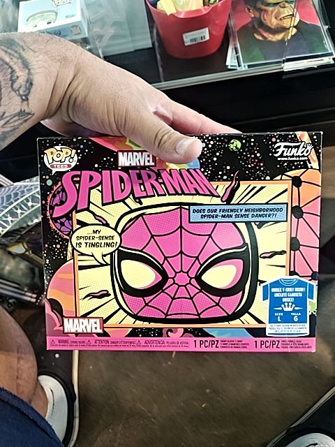 Funko spiderman POP TEE
