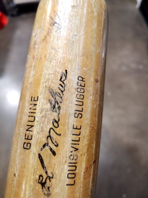 Eddie Mathews game used bat Louisville Slugger Legendary 500 home run club member. Blue from Folton County Stadium on bat. Heavy use
