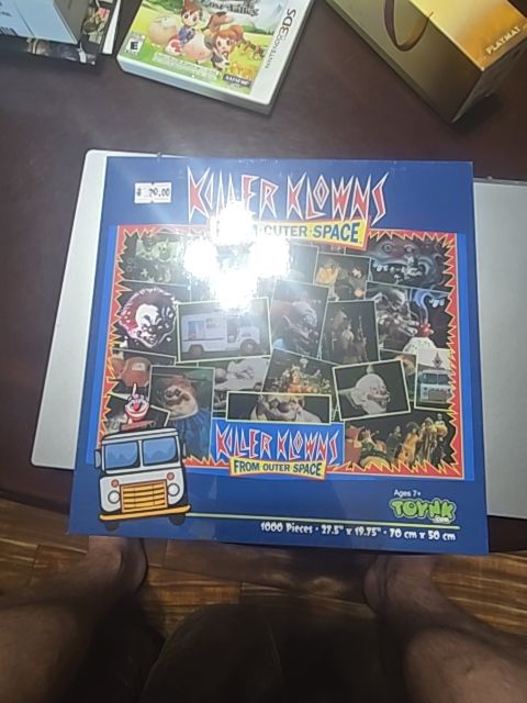 Killer Clowns From Outer Space puzzle
