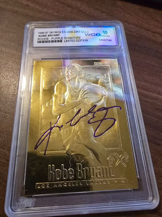 1996-1997 SKYBOX EX-2000 23KT gold WCG Gem 10 signed Kobe Bryant