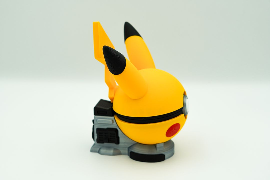 Pikaball Cosplay Pokeball