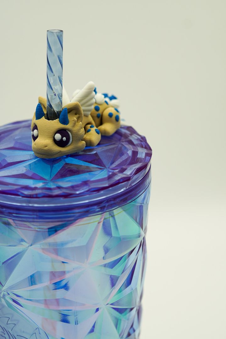 Berries and Cream Dragon Straw Topper