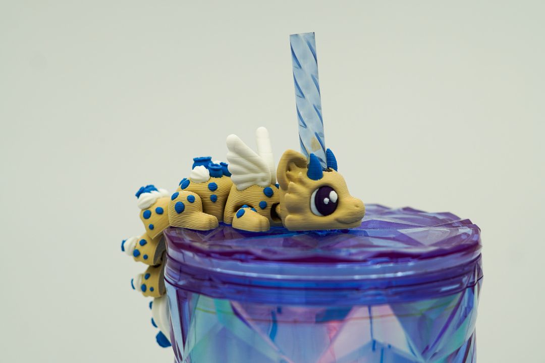 Berries and Cream Dragon Straw Topper