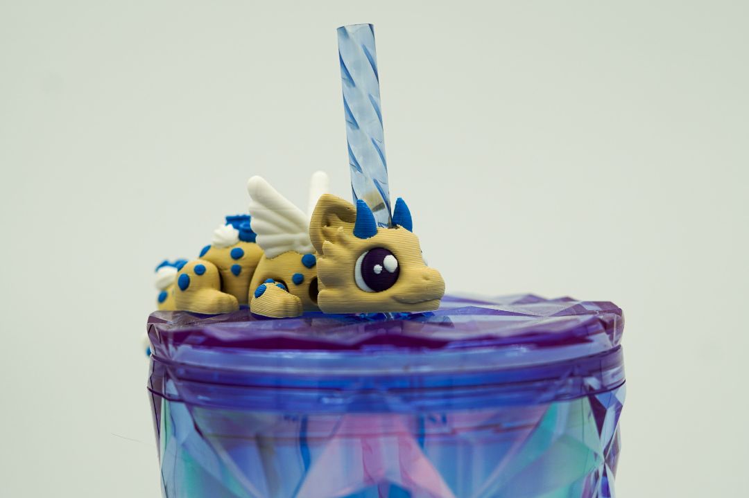 Berries and Cream Dragon Straw Topper