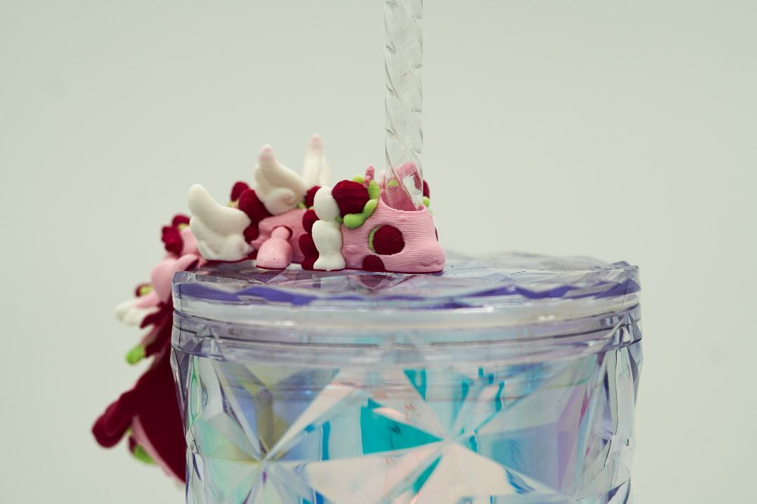 Strawberries and cream Dragon Straw Topper
