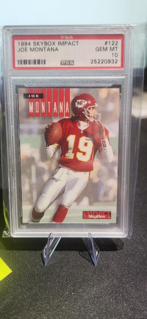 1994 Skybox Joe Montana