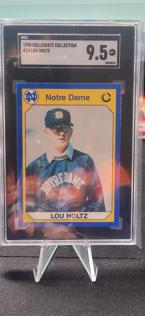1990 Collegiate Collection #13 Lou Holtz SGC 9.5