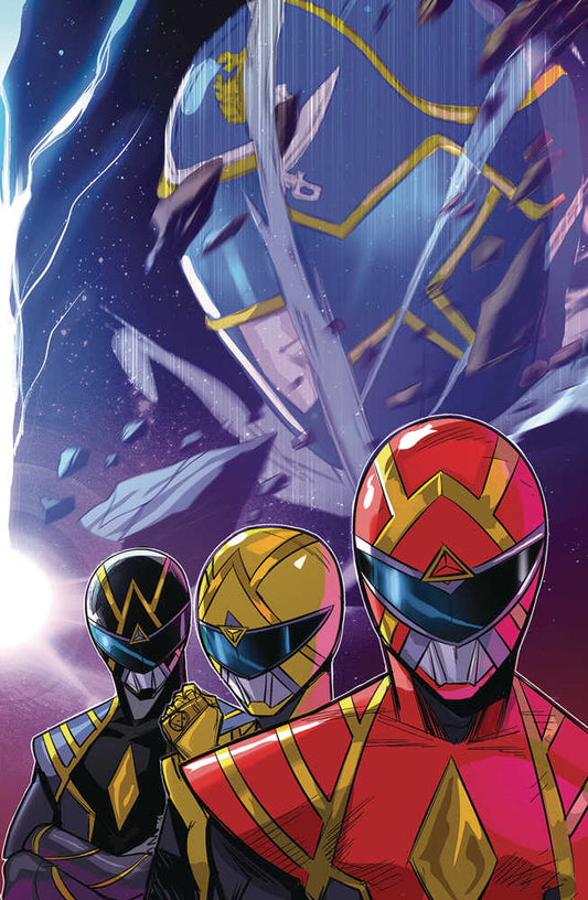 Go Go Power Rangers #32 Cover A Carlini Connecting