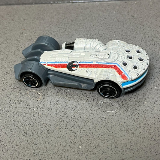 2016 Millennium Falcon Car