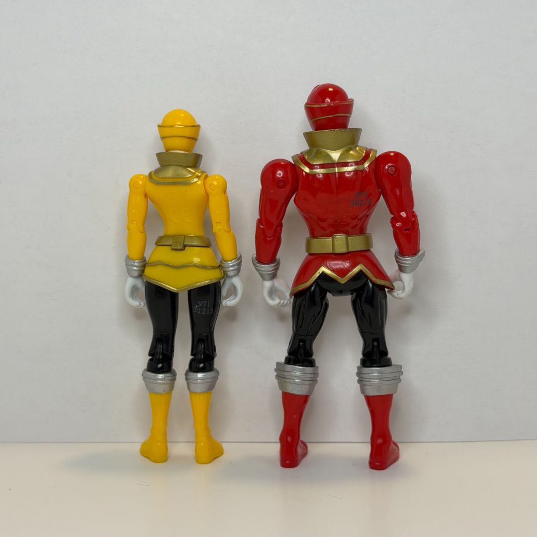 Super Megaforce Yellow Ranger