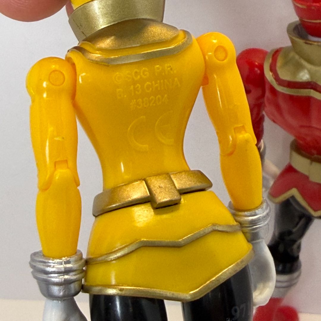 Super Megaforce Yellow Ranger