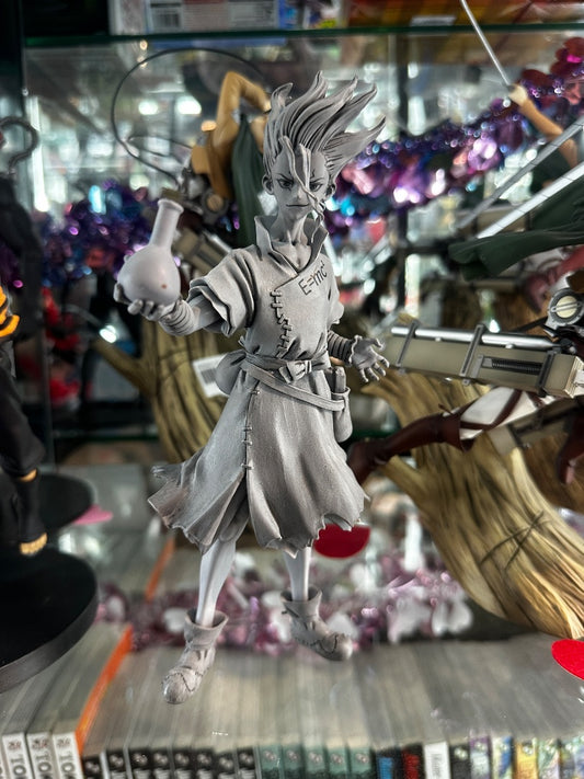 Dr Stone Grey Figure