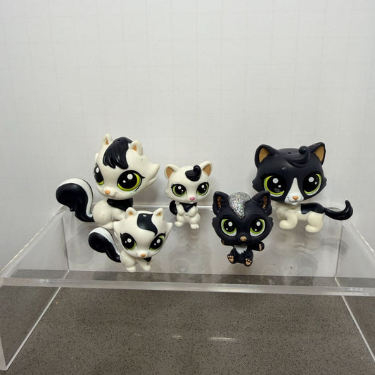 LPS Felinsky Cat Family