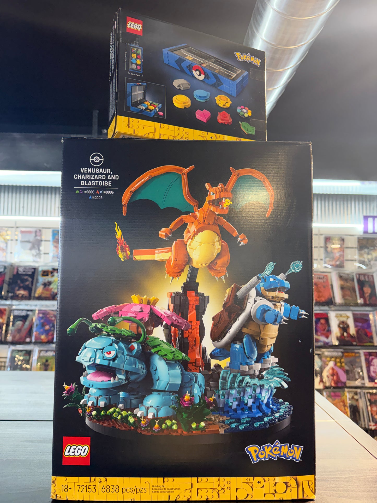 LEGO® Pokémon™ Venusaur, Charizard & Blastoise + Knto Badge Set