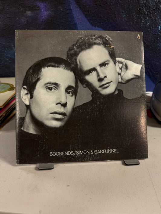 BOOKENDS/SIMON AND GARFUNKEL