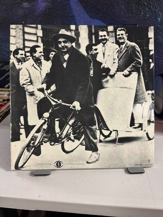 "LA GRANDE PARADE DE DJANGO REINHARDT"