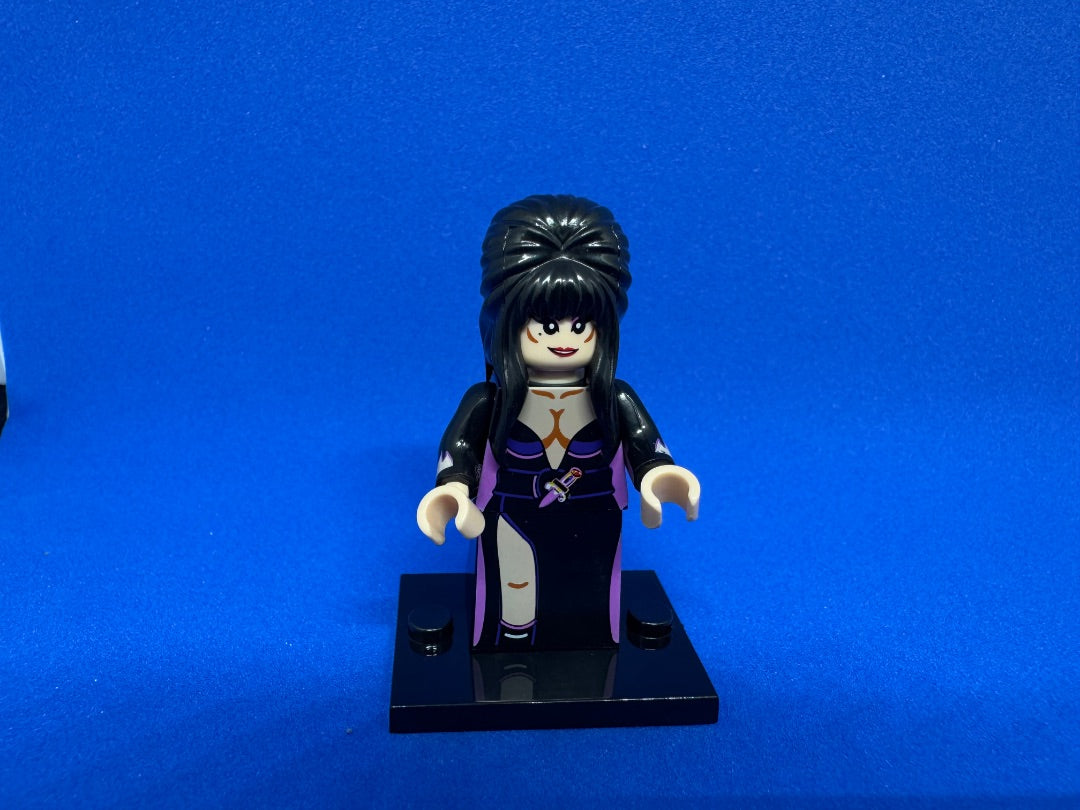 Minifigure - Elvira