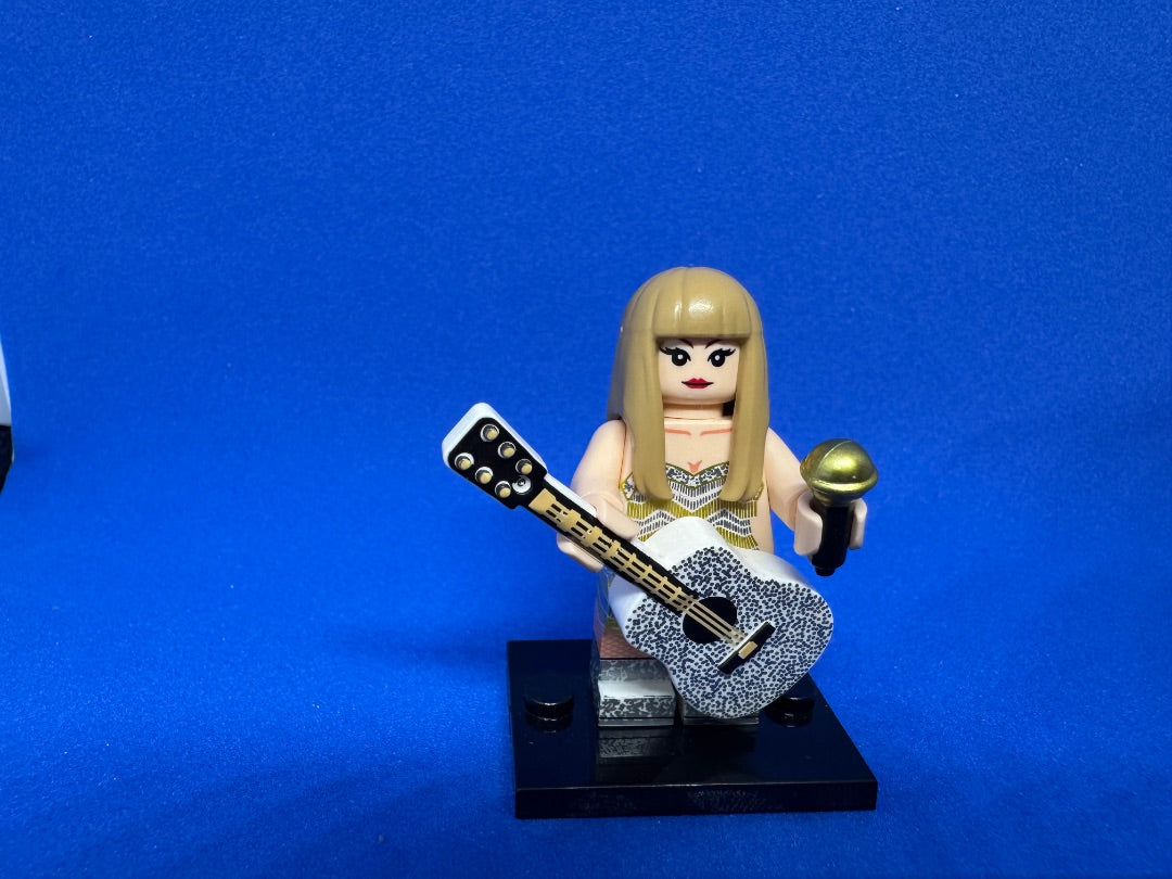 Minifigure - T. Swift (Guitar)