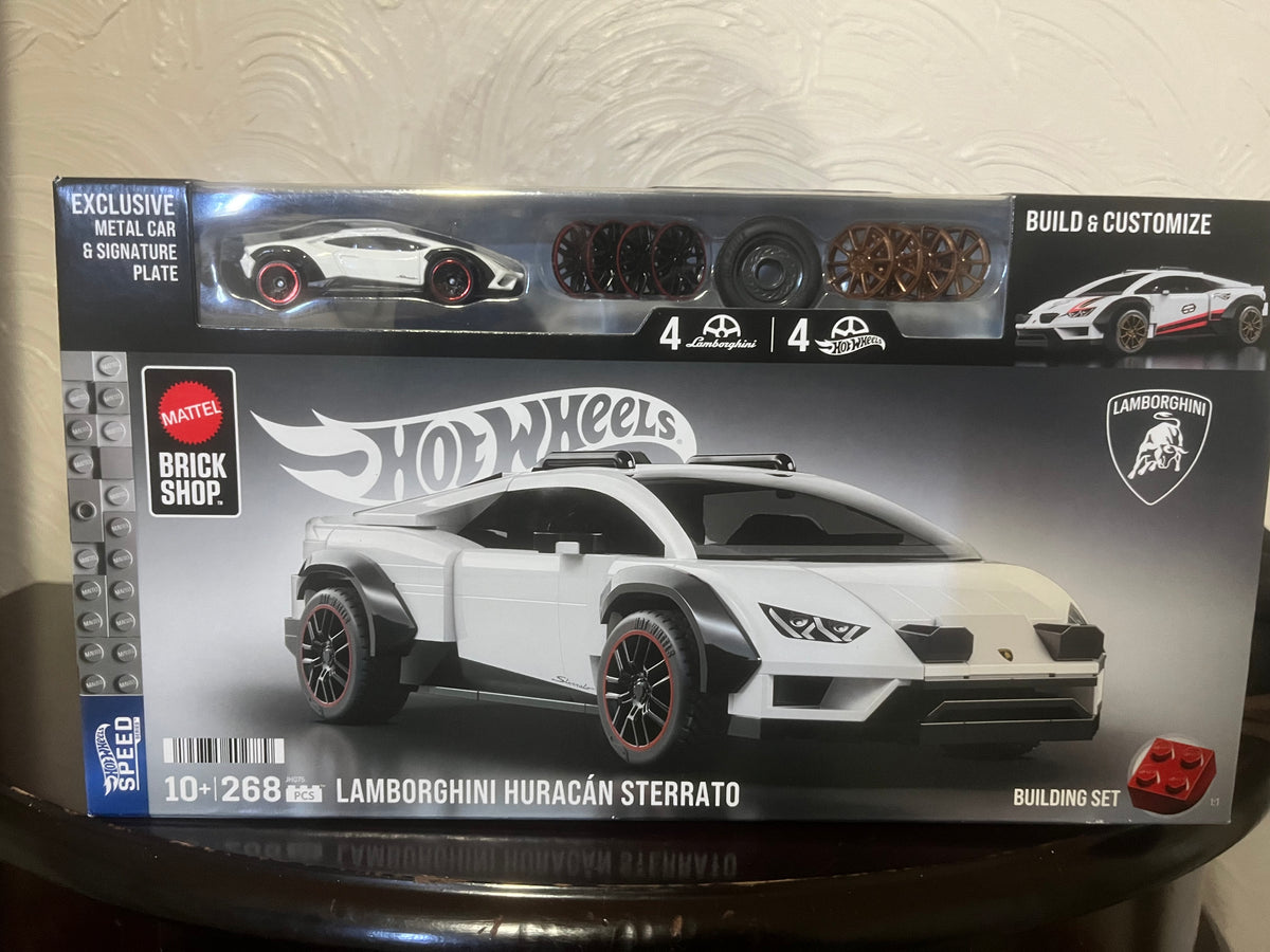 Hot Wheels Mattel Brick Shop Lamborghini Huracán Sterrato 268-Piece Building Set