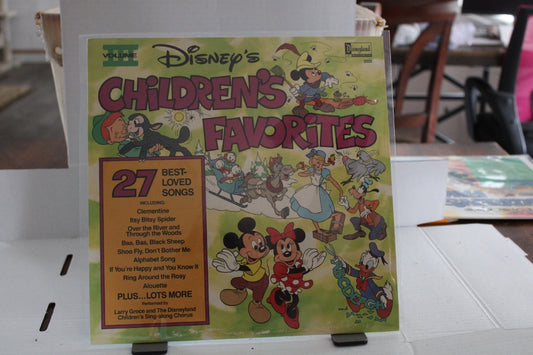 DisNEy'S Disneyland RECORDS  CHILDREN'S FAVORITES vol 3