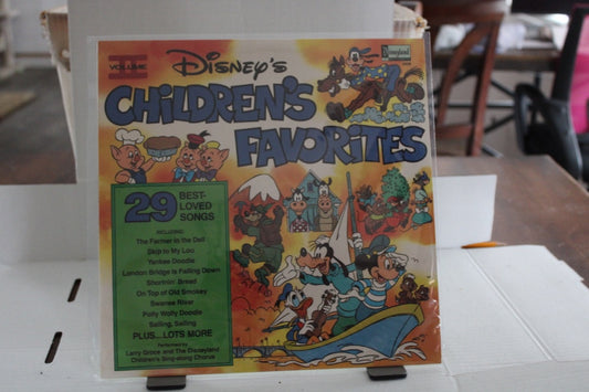 DisNEy'S Disneyland RECORDS  CHILDREN'S FAVORITES vol 2