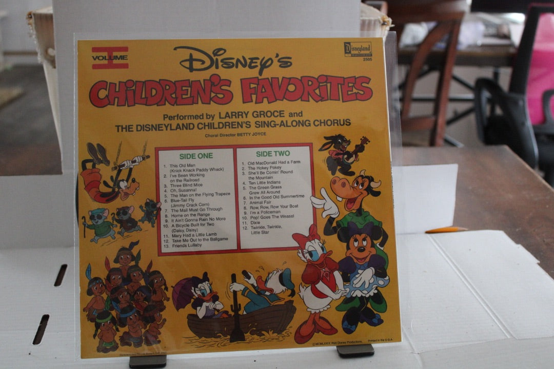 DisNEy'S Disneyland RECORDS  CHILDREN'S FAVORITES vol 1