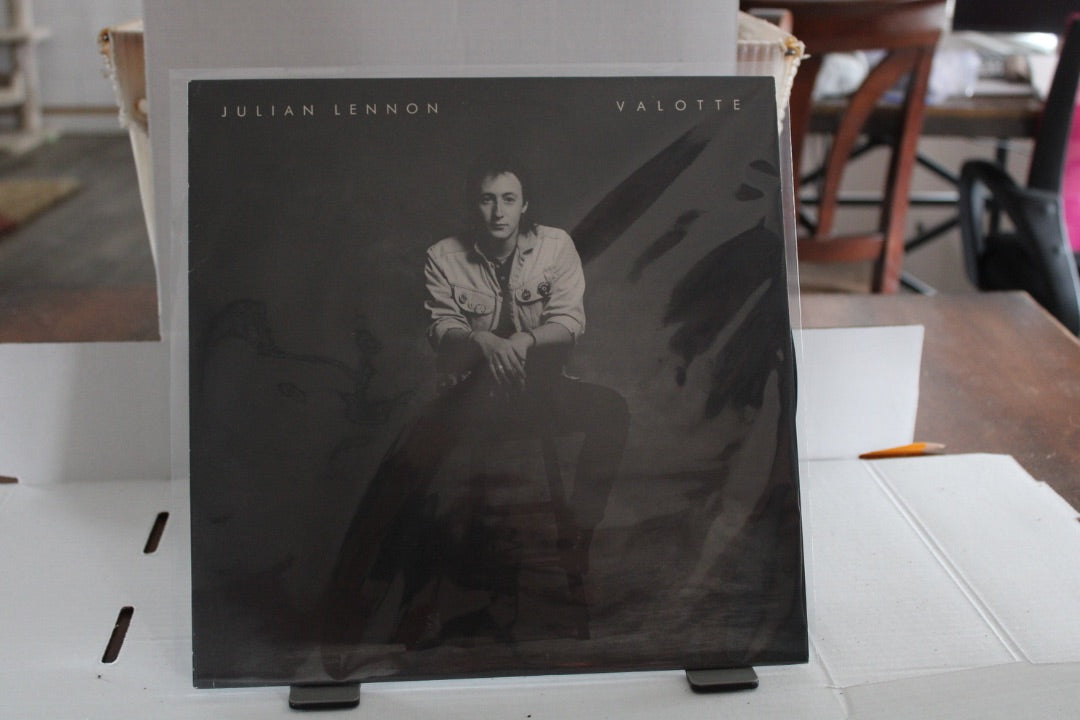 JULIAN LENNON VAL OTTE