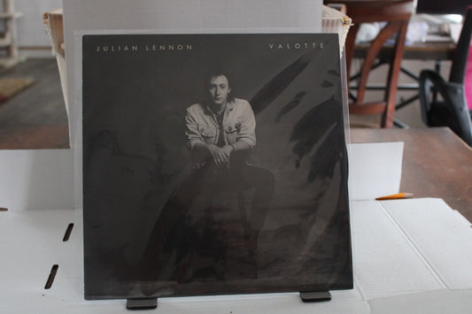 JULIAN LENNON VAL OTTE