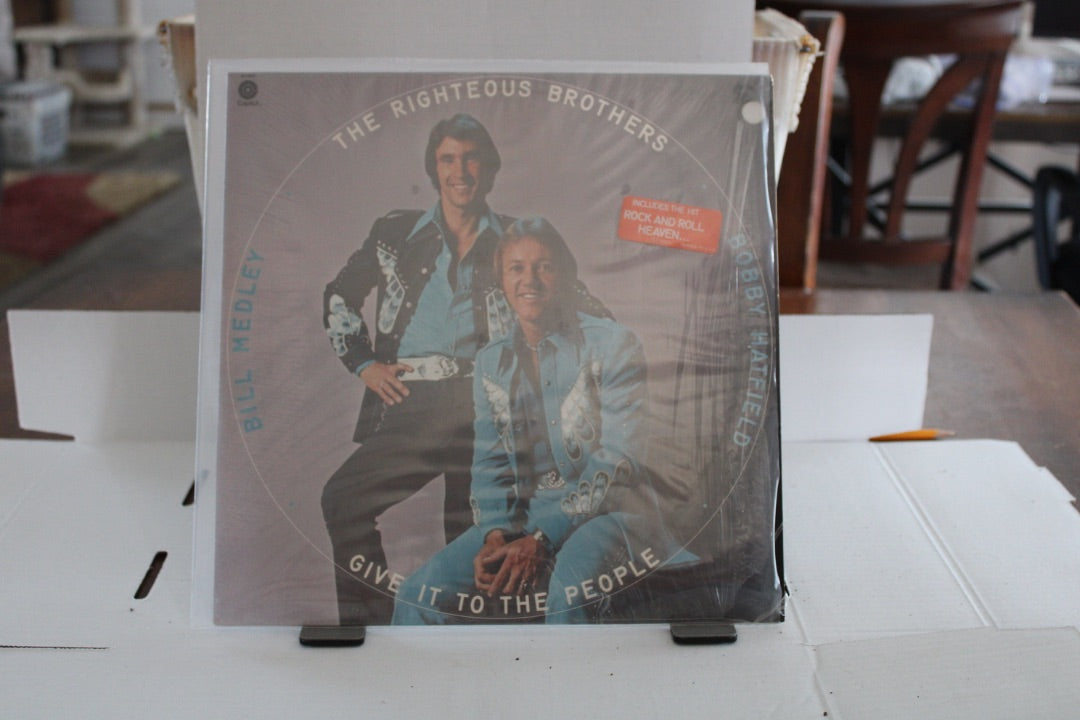 Righteous brothers Give it to the people