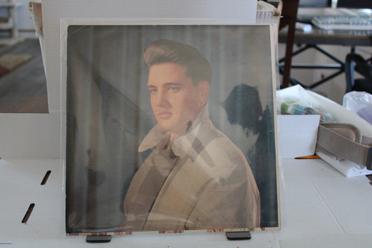 50,000,000 ELVIS FANS CAN'T BE WRONG