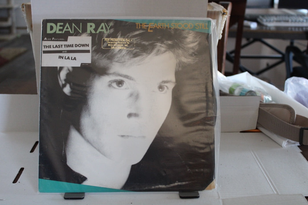 DEAN RAY ALSO FEATURES: THE LAST TIME DOWN FOR PROMOTION ONE Y Ownershio feserved By MCA RECORDS, INC awfui IN LA LA THE EARTH STOOD STILL PROMO
