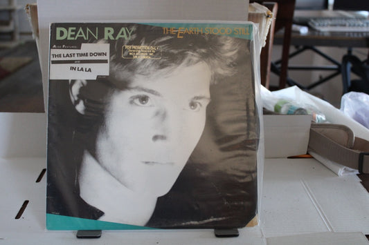 DEAN RAY ALSO FEATURES: THE LAST TIME DOWN FOR PROMOTION ONE Y Ownershio feserved By MCA RECORDS, INC awfui IN LA LA THE EARTH STOOD STILL PROMO